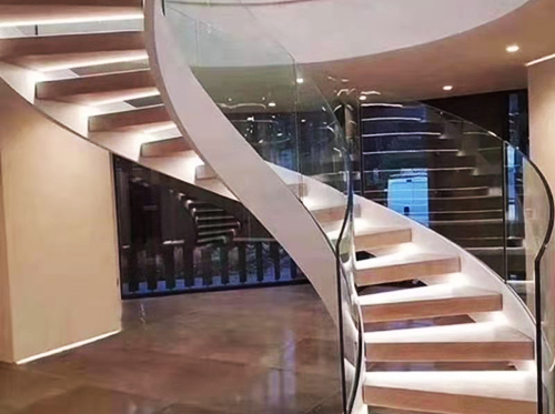 聊城供应玻璃楼梯设计