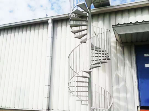 淄博供应玻璃楼梯设计