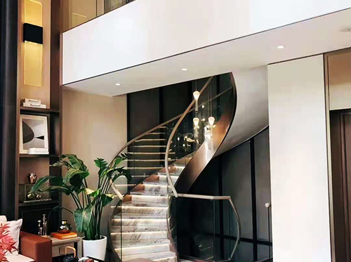 菏泽专业玻璃楼梯设计
