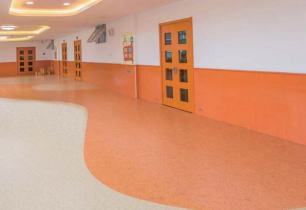 幼儿园塑胶地板施工安装
