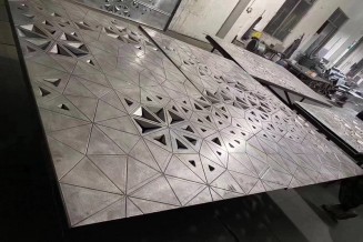 雕花鋁單板