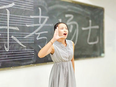 南丹县容易考大学的舞蹈学校学费多少