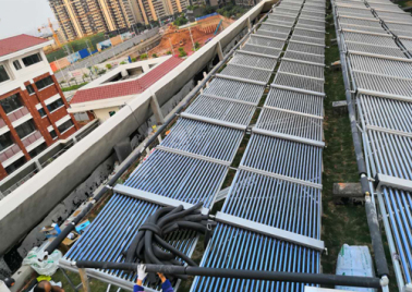 南宁市五象新区体强中学太阳能空气能热水项目