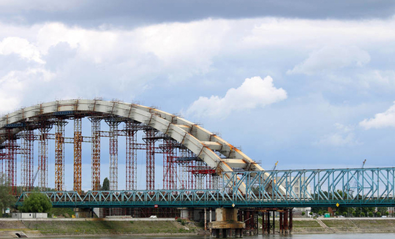跨江大橋欄桿工程項目