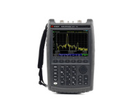 N9935A FieldFox 手持式微波频谱分析仪，9 GHz